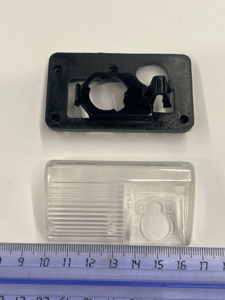 Адаптер под заднюю камеру в подсветку номера Toyota Corolla 2000-2007, BYD F3, Celica