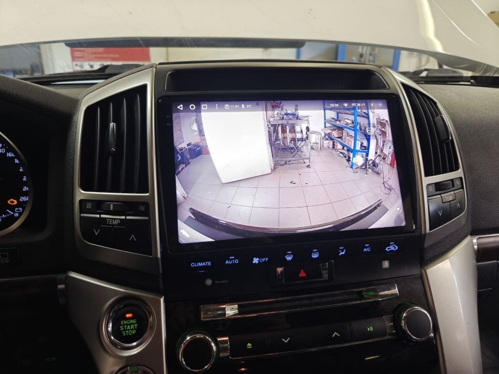 Переходная рамка Toyota Land Cruiser 200 (2007-2015) F3 Тип-B (10")